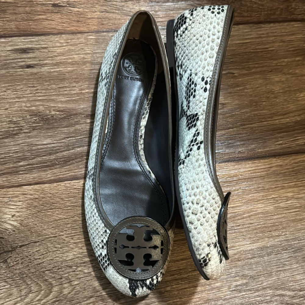 Tory Burch Ballet Shoe - Snakeskin size 10 - Picture 4 of 6